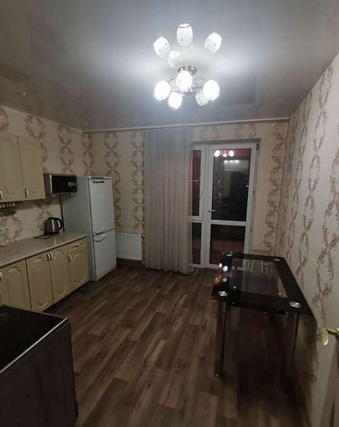 2-к квартира, Газовиков, 65