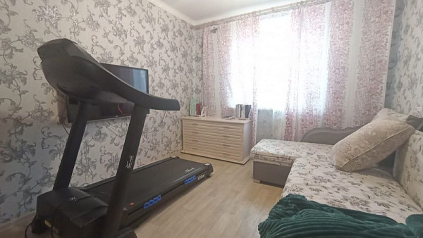 2-к квартира, Уральская, 74