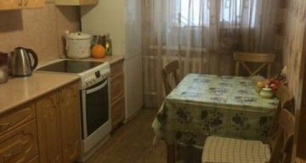 2-к квартира, Малиновского, 4