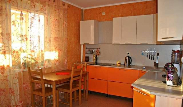 2-к квартира, Энергостроителей, 10