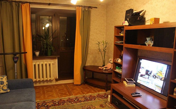 2-к квартира, Малышева, 18