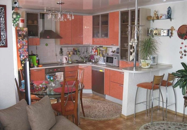 3-к квартира, Моторостроителей, 4а
