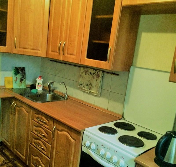 2-к квартира, Елизарова, 49