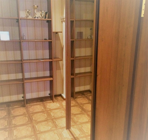 2-к квартира, Елизарова, 49